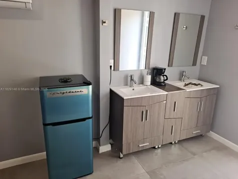 2242 Polk Street Hollywood FL 33020