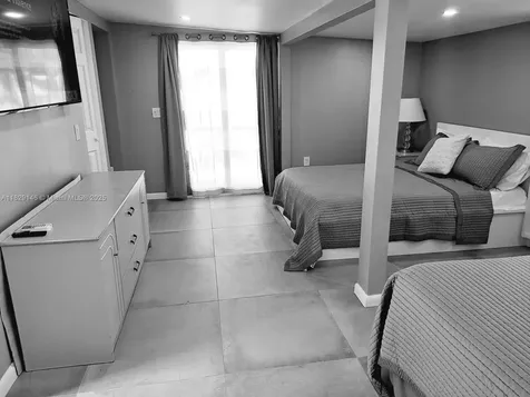 2242 Polk Street Hollywood FL 33020