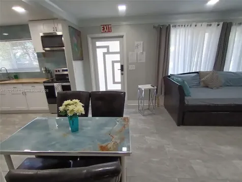 2242 Polk Street Hollywood FL 33020