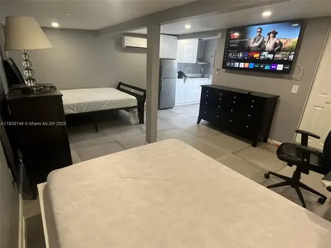 2242 Polk Street Hollywood FL 33020