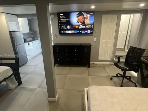 2242 Polk Street Hollywood FL 33020