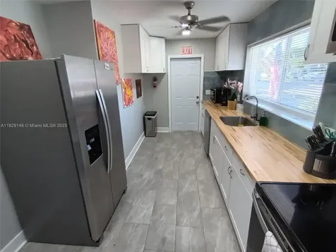 2242 Polk Street Hollywood FL 33020