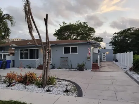 2242 Polk Street Hollywood FL 33020