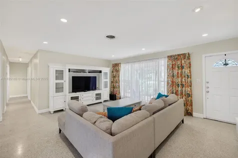 6201 SW 3rd Street Plantation FL 33317