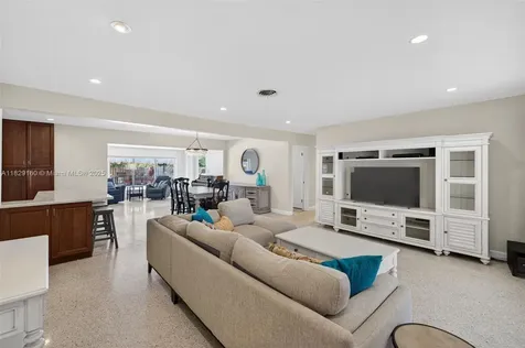 6201 SW 3rd Street Plantation FL 33317