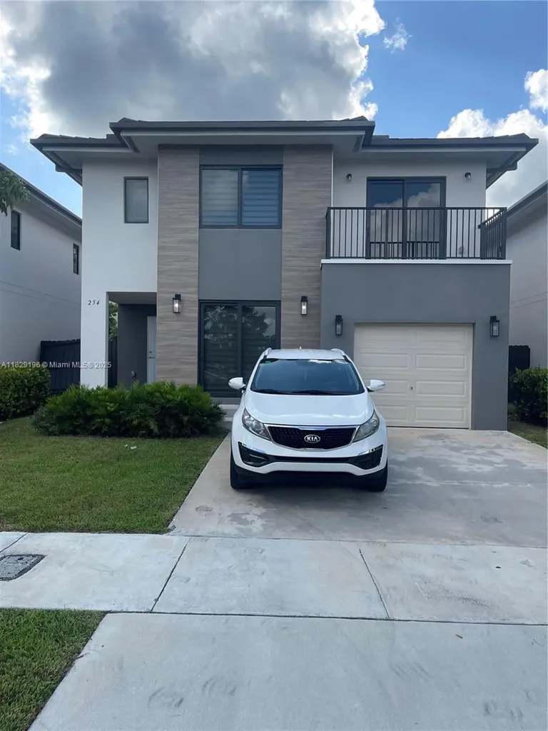 254 NW 11th Court Florida City FL 33034