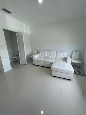 254 NW 11th Court Florida City FL 33034