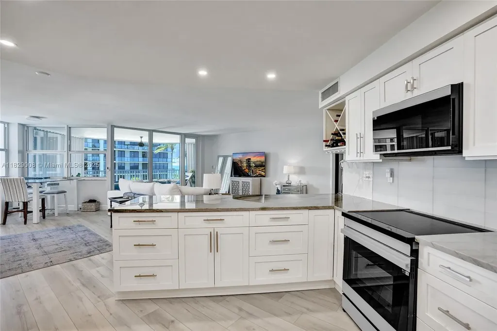 1340 S Ocean Boulevard Pompano Beach FL 33062