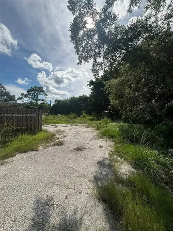 12525 NW 51st Court N Royal Palm Beach FL 33411