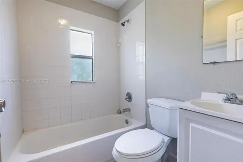 6048 Buchanan Street Hollywood FL 33024