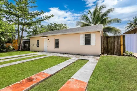 6048 Buchanan Street Hollywood FL 33024