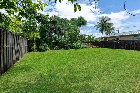 6048 Buchanan Street Hollywood FL 33024