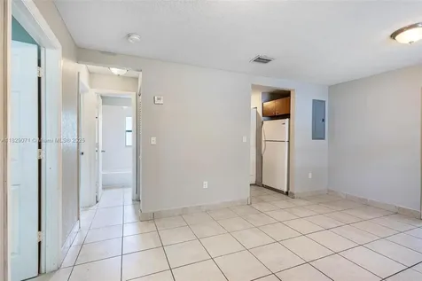 6048 Buchanan Street Hollywood FL 33024