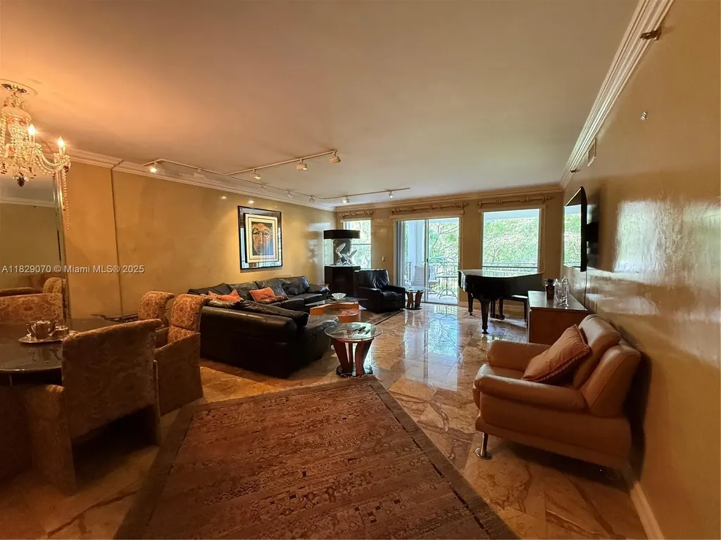 3700 Island Boulevard Aventura FL 33160