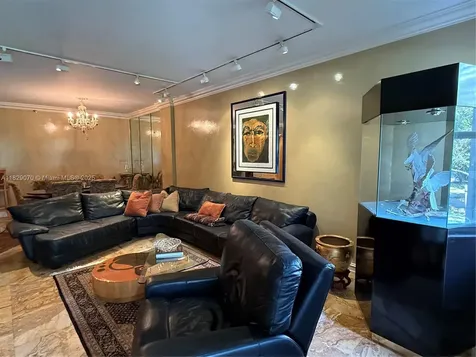 3700 Island Boulevard Aventura FL 33160