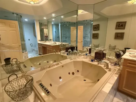 3700 Island Boulevard Aventura FL 33160