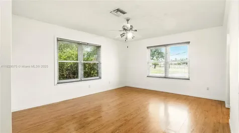 1482 SE Manth Lane Port St. Lucie FL 34983