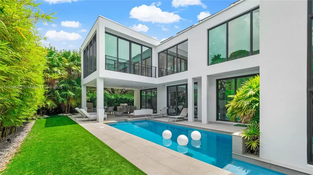 1600 NE 6 Street Fort Lauderdale FL 33304