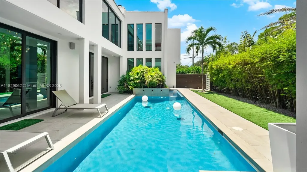 1600 NE 6 Street Fort Lauderdale FL 33304