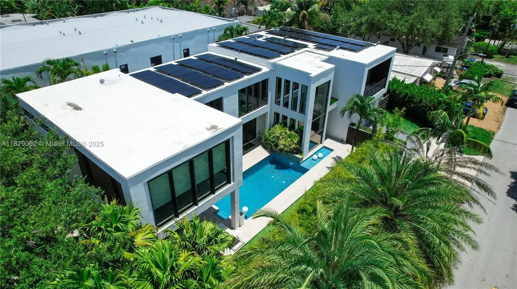 1600 NE 6 Street Fort Lauderdale FL 33304