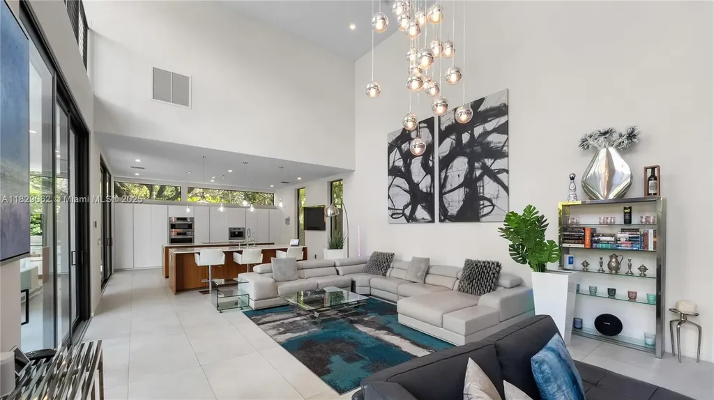 1600 NE 6 Street Fort Lauderdale FL 33304