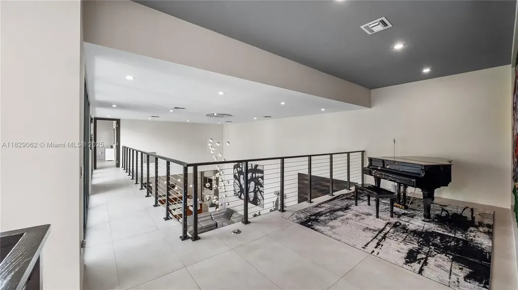 1600 NE 6 Street Fort Lauderdale FL 33304