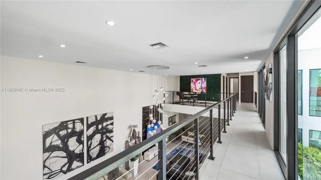 1600 NE 6 Street Fort Lauderdale FL 33304