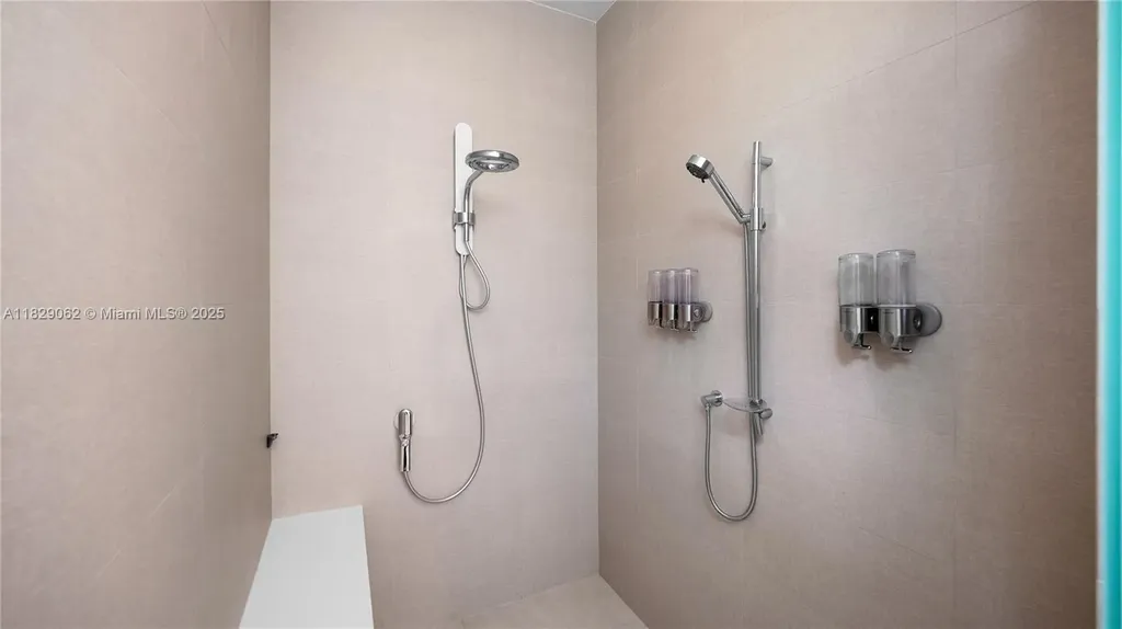 1600 NE 6 Street Fort Lauderdale FL 33304