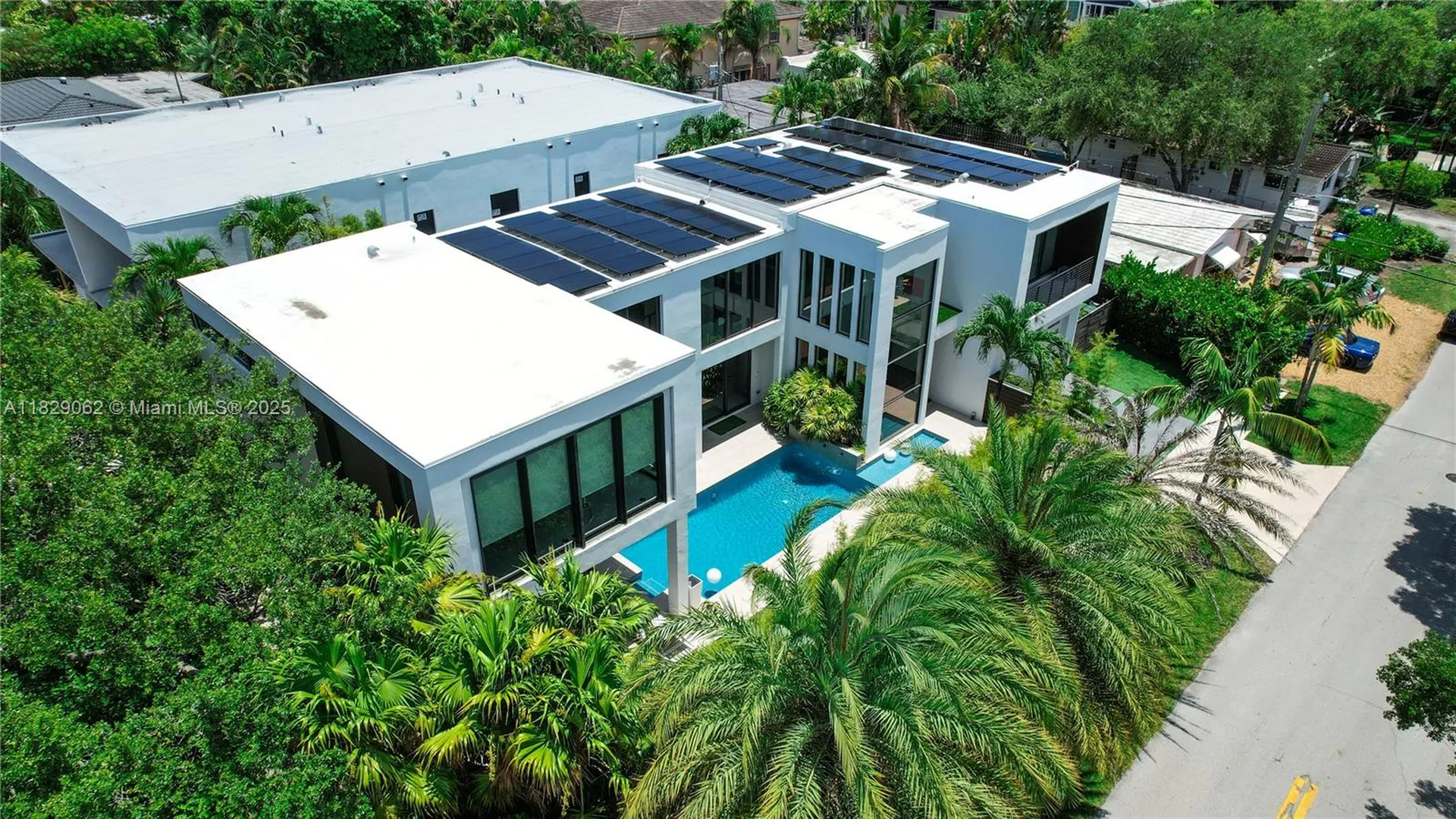 1600 NE 6 Street Fort Lauderdale FL 33304