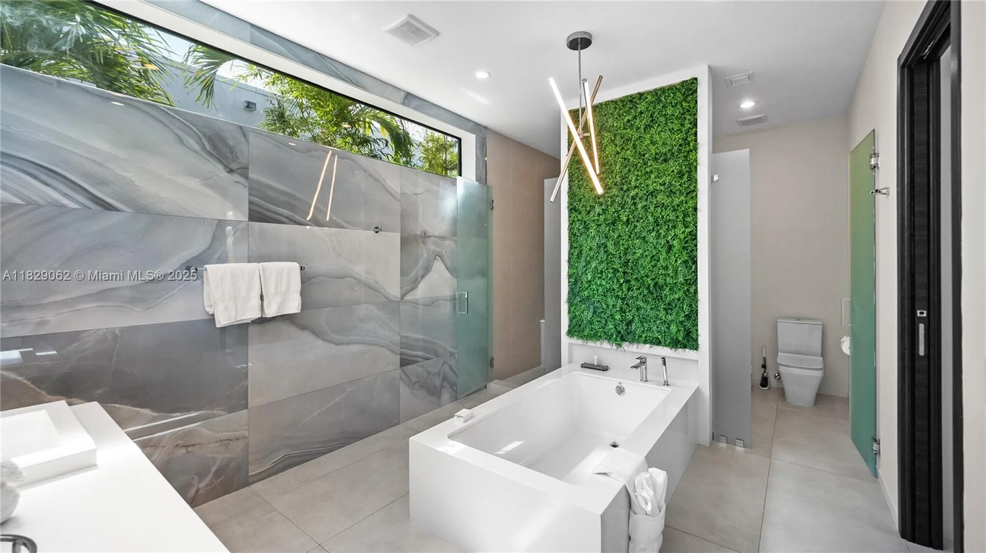 1600 NE 6 Street Fort Lauderdale FL 33304