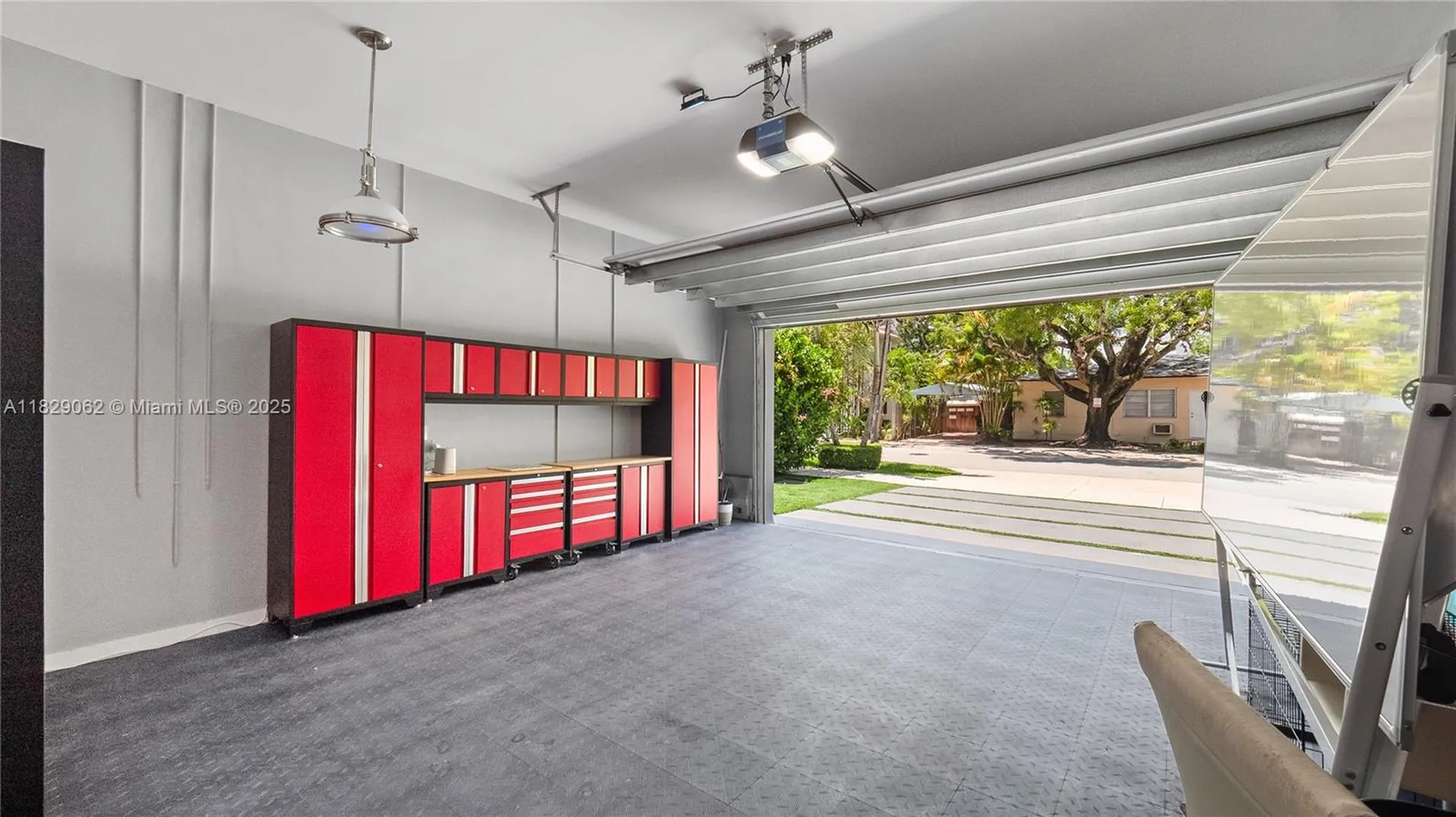 1600 NE 6 Street Fort Lauderdale FL 33304