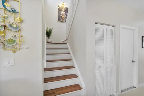 831 SW 178th Way Pembroke Pines FL 33029