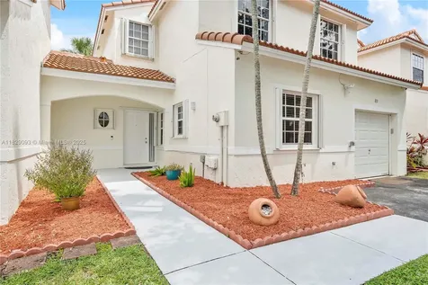 831 SW 178th Way Pembroke Pines FL 33029