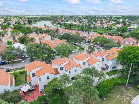 831 SW 178th Way Pembroke Pines FL 33029