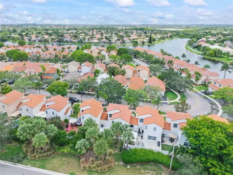 831 SW 178th Way Pembroke Pines FL 33029