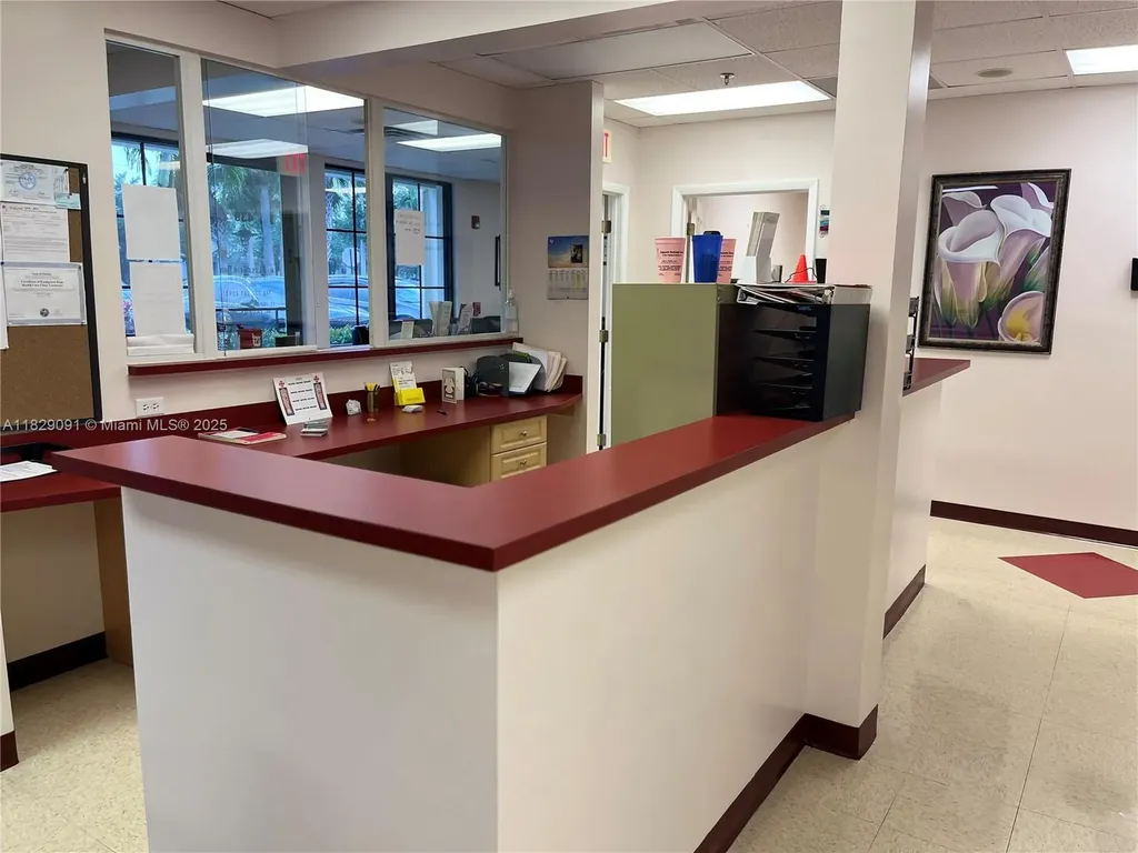 439 NW Prima Vista Boulevard Port Saint Lucie FL 34983