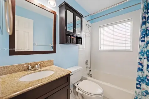 960 NW 185th Avenue Pembroke Pines FL 33029