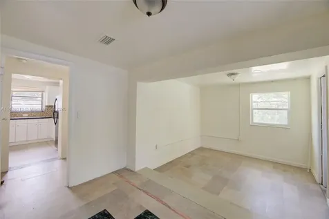 2153 NW 92nd Street Miami FL 33147