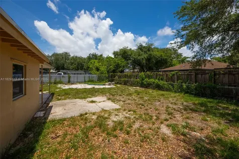 2153 NW 92nd Street Miami FL 33147