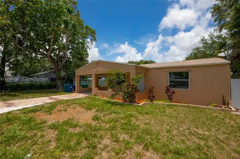 2153 NW 92nd Street Miami FL 33147