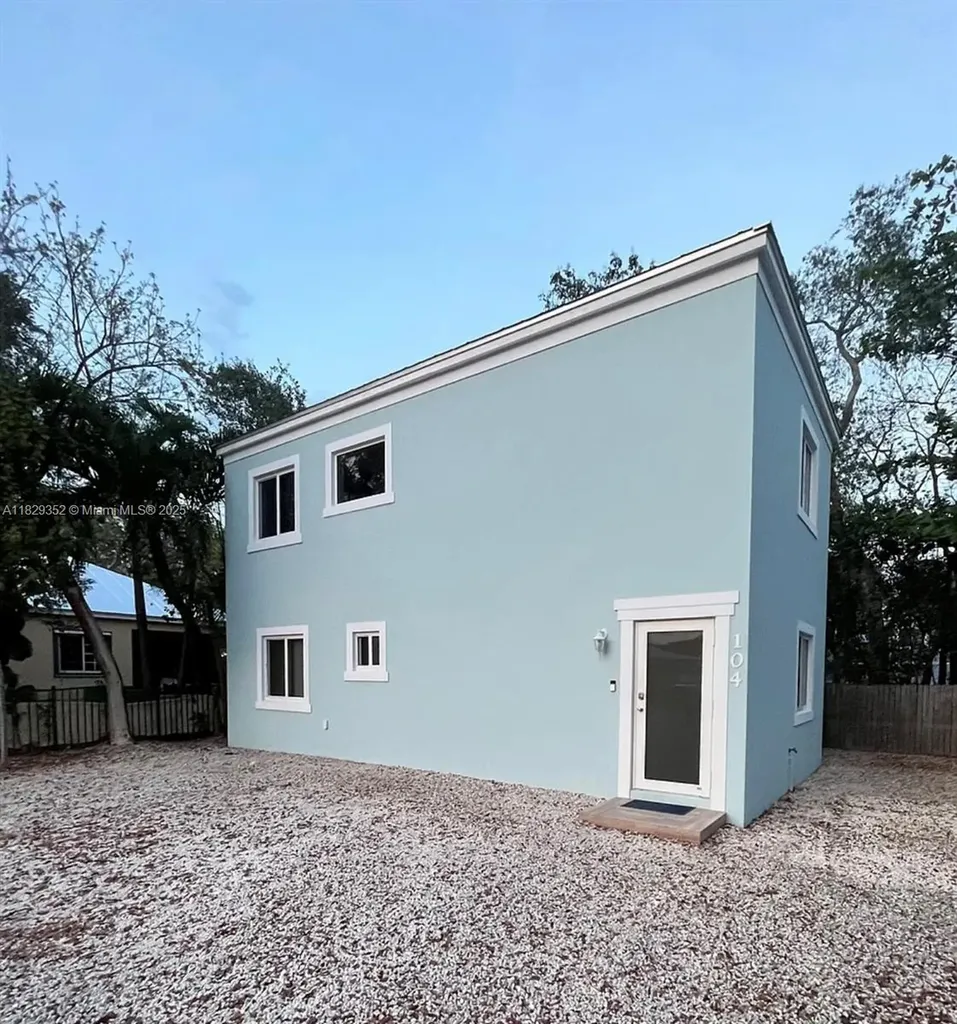 104 Poinciana Drive Key Largo FL 33037
