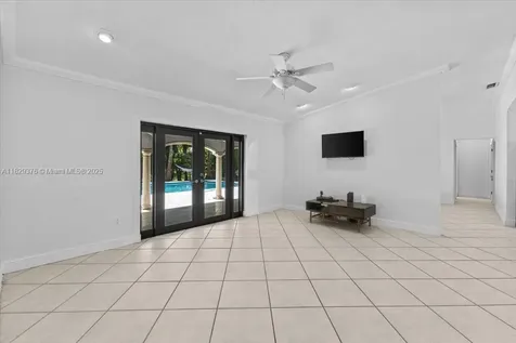18301 SW 86th Avenue Palmetto Bay FL 33157