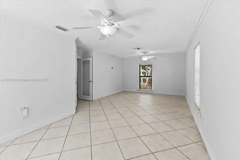 18301 SW 86th Avenue Palmetto Bay FL 33157