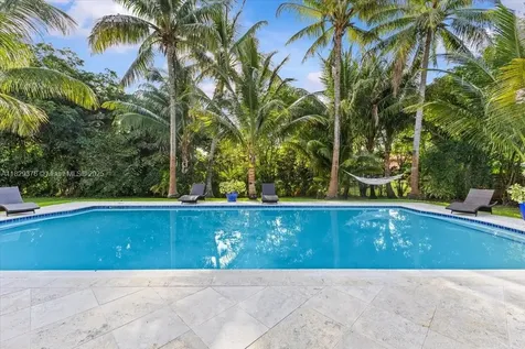 18301 SW 86th Avenue Palmetto Bay FL 33157