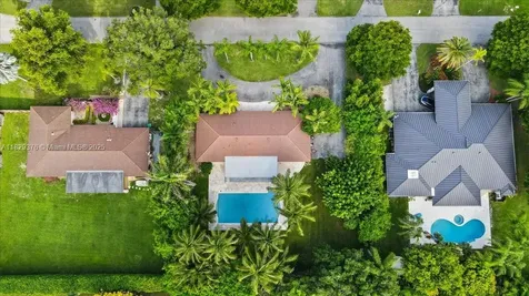 18301 SW 86th Avenue Palmetto Bay FL 33157