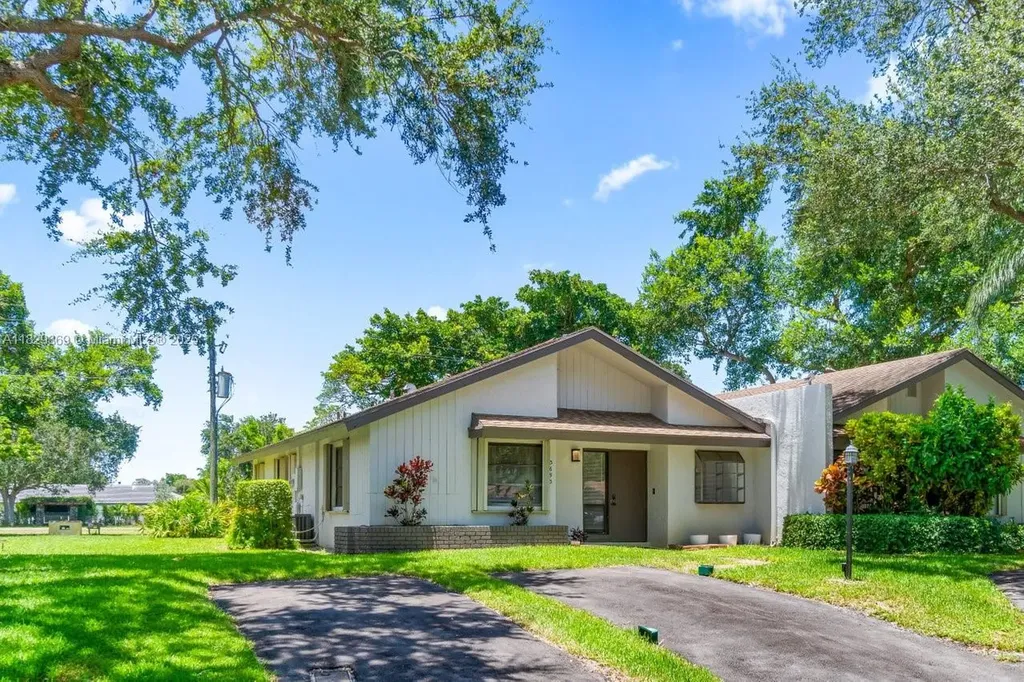 3693 N Arelia Drive N Delray Beach FL 33445