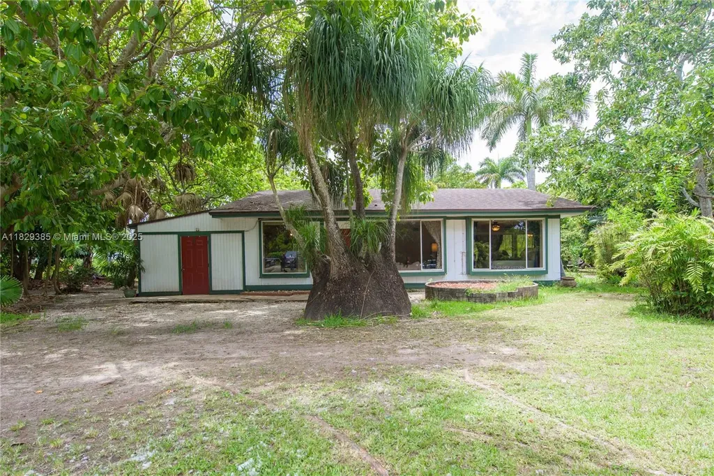 20350 SW 182nd Avenue Miami FL 33187