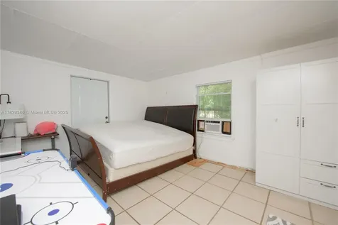 20350 SW 182nd Avenue Miami FL 33187
