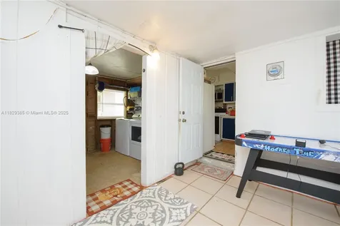 20350 SW 182nd Avenue Miami FL 33187