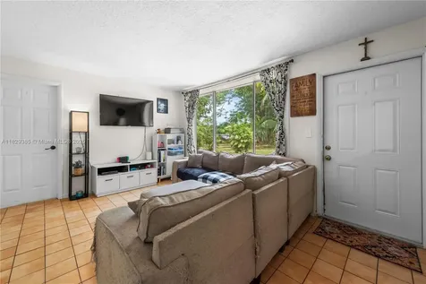 20350 SW 182nd Avenue Miami FL 33187